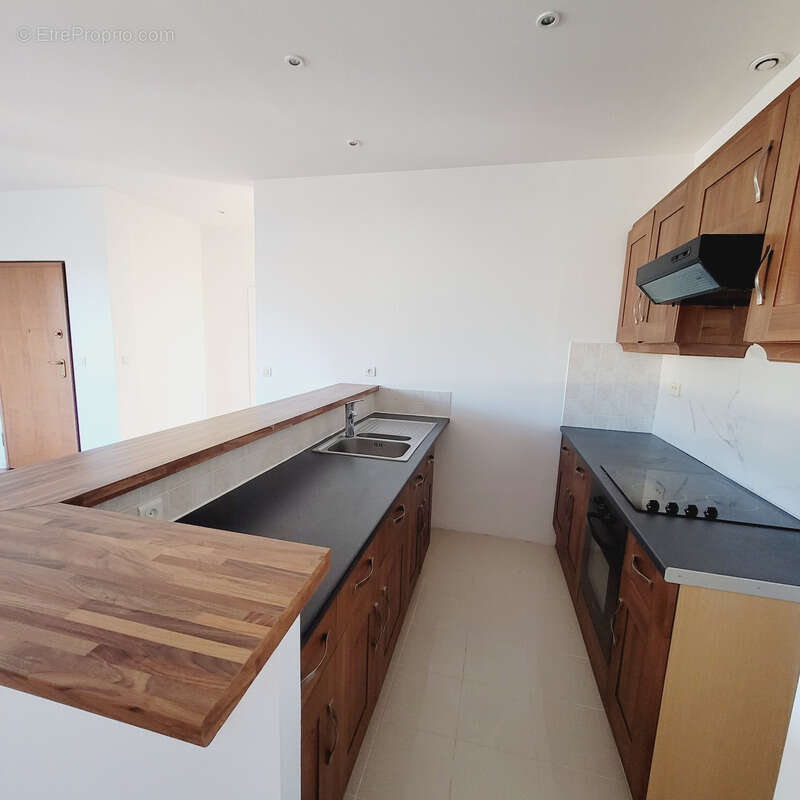 Appartement à LA CELLE-SAINT-CLOUD