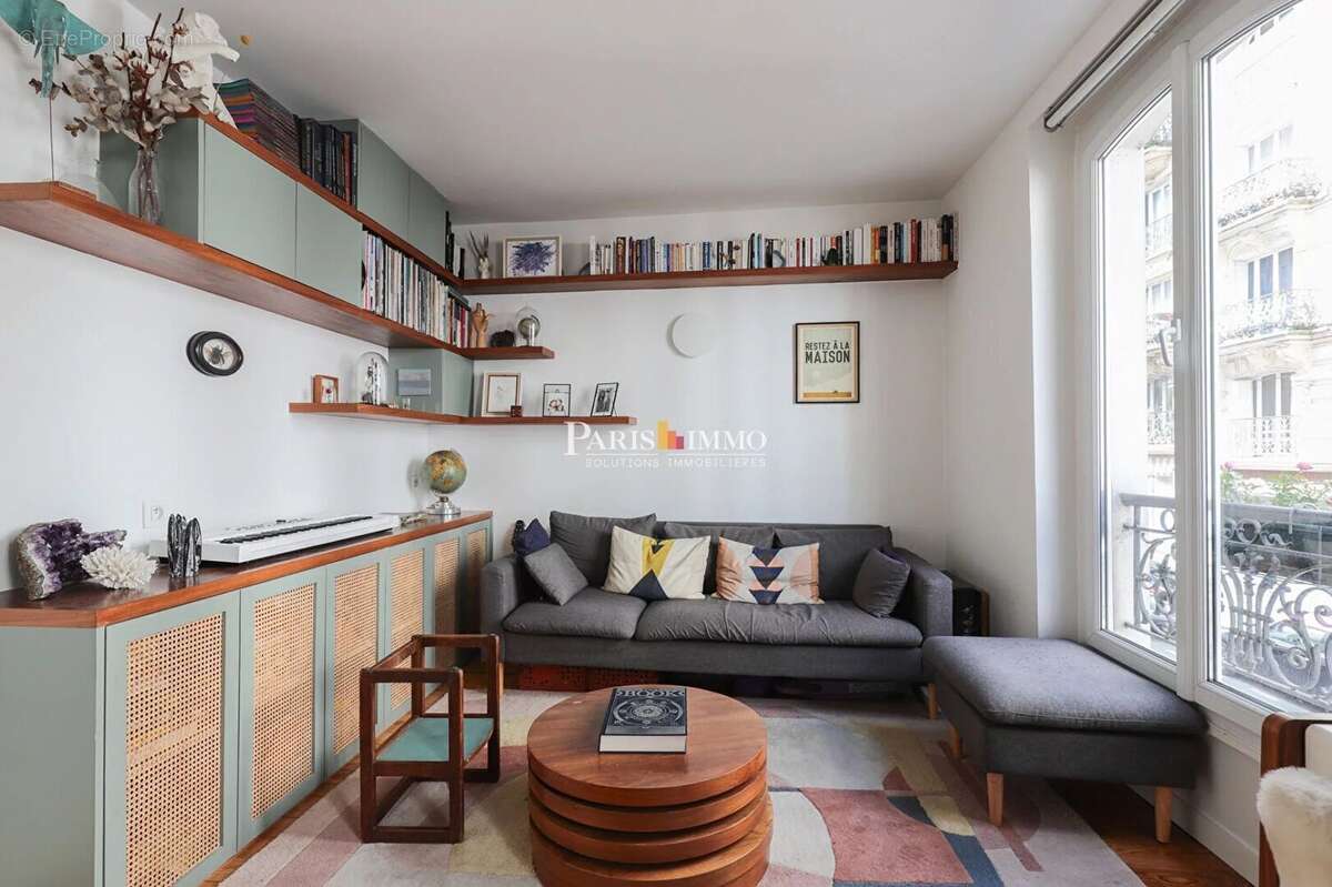 Appartement à PARIS-18E