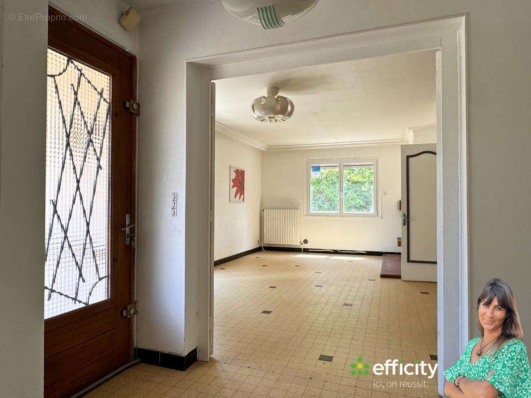 Maison 103 m² à Civens  - photo 7