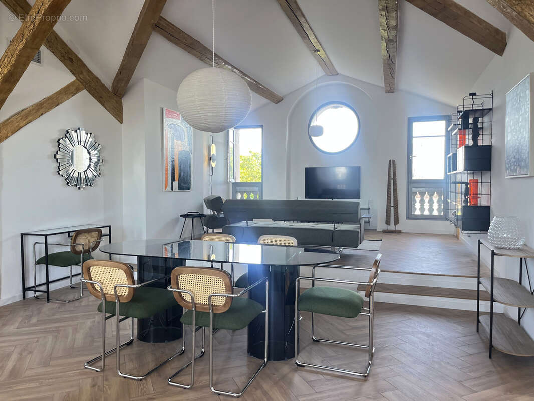 Appartement à NIMES