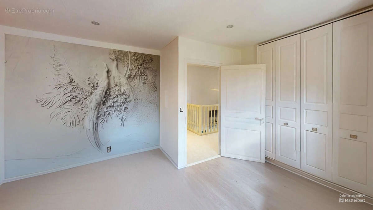 Maison d'exception à vendre à Moncey - 8 pièces, 220 m² sur 6821 m² de terrain - photo 11