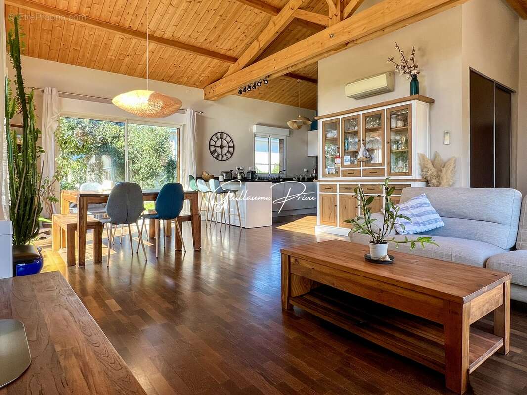 Maison à SAINT-MEDARD-EN-JALLES