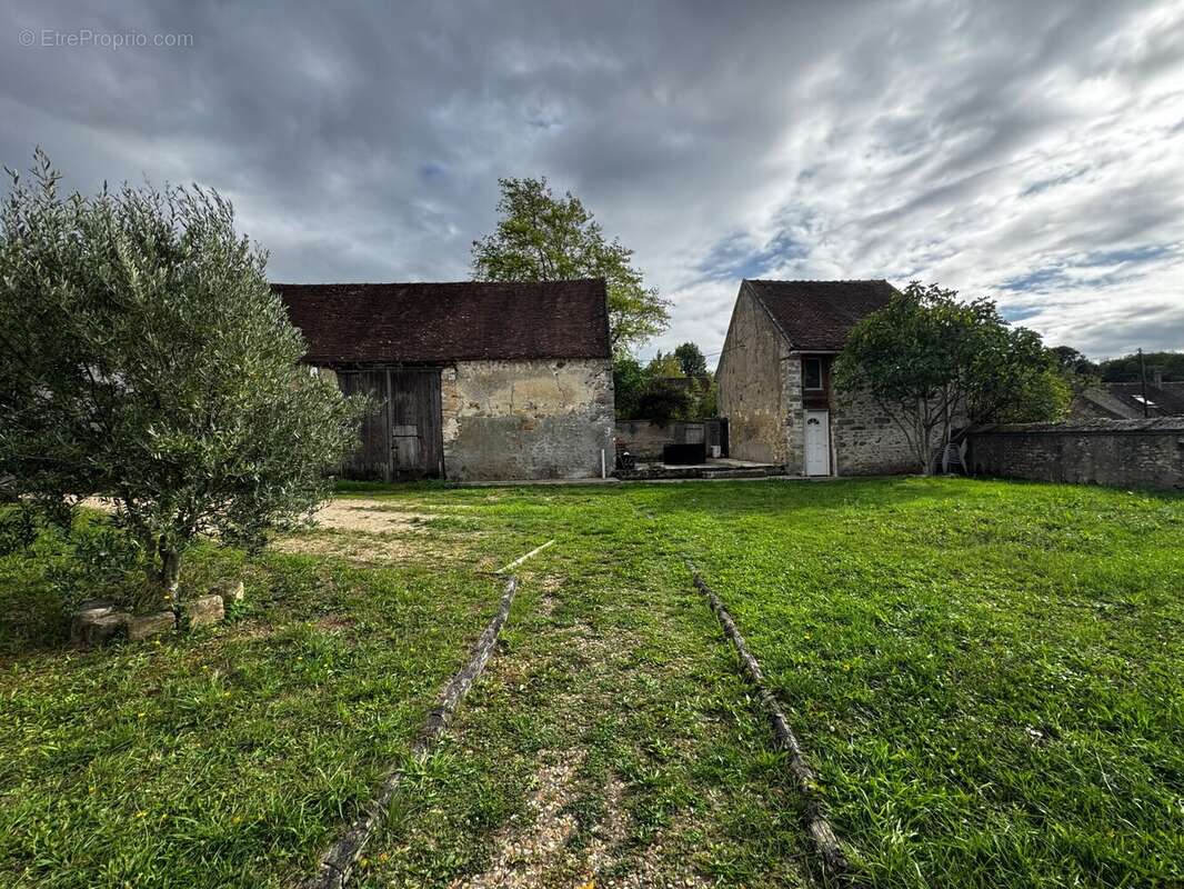 Maison à NOISY-RUDIGNON