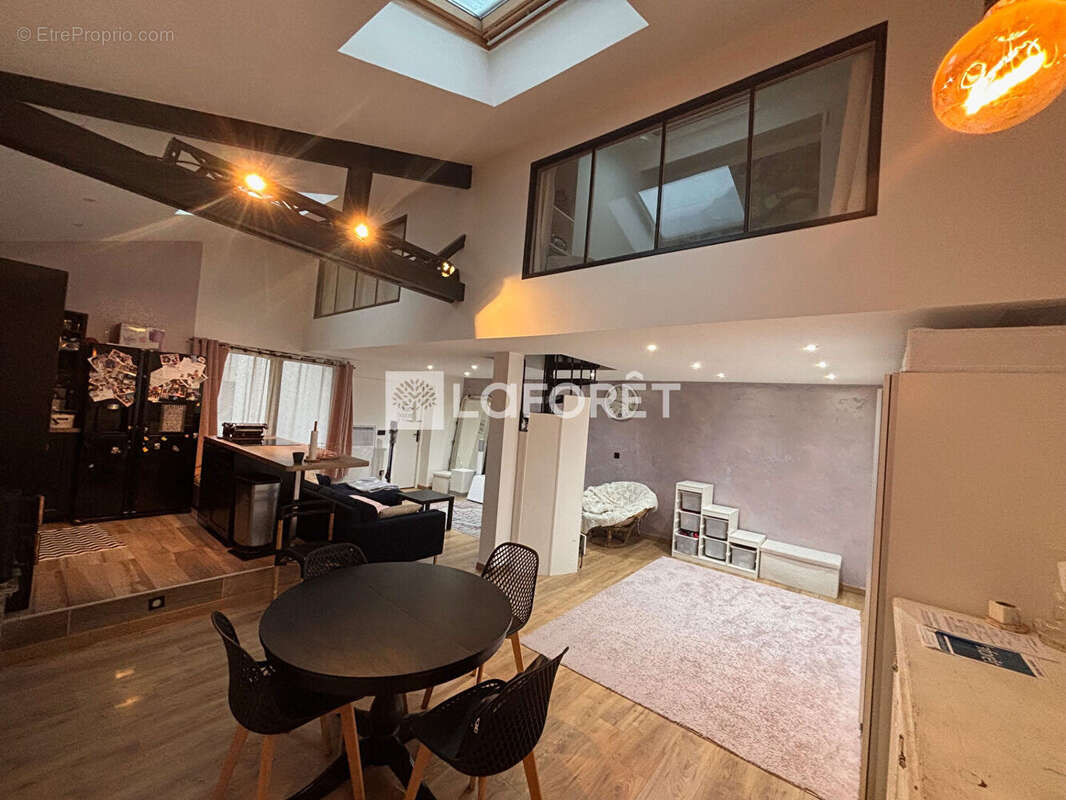 Appartement à ROMAINVILLE