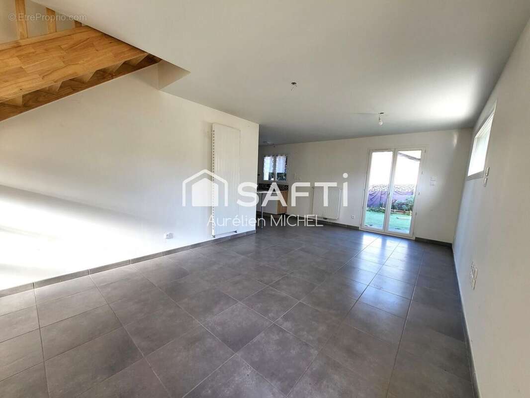 Photo 3 - Maison à DRUILLAT