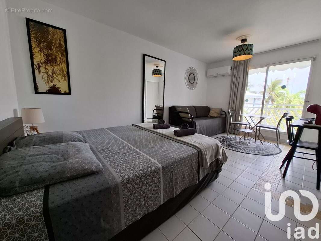 Appartement 25 m² à Saint-Francois  - photo 8