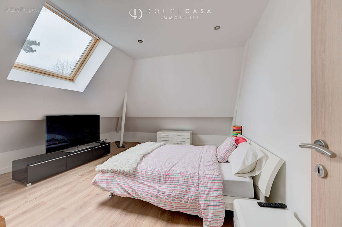 Maison à LE PERREUX-SUR-MARNE