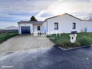 Photo 1 - Maison à NEUVILLE-DE-POITOU