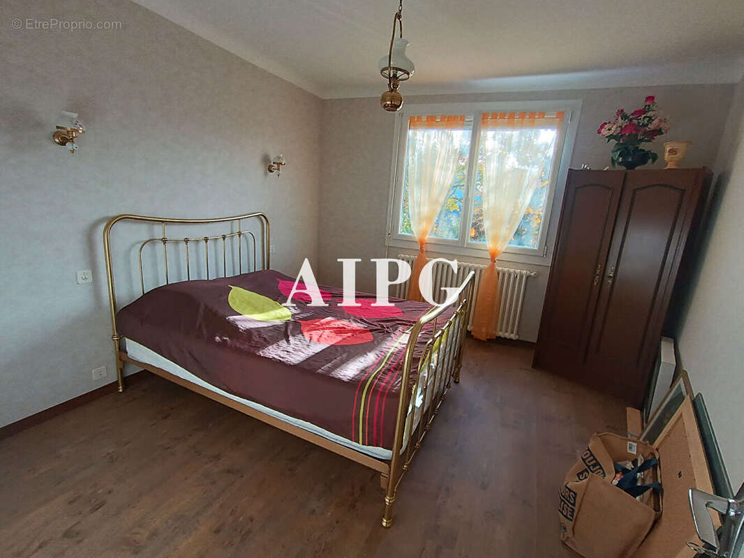 Maison à SAINT-GILLES-VIEUX-MARCHE