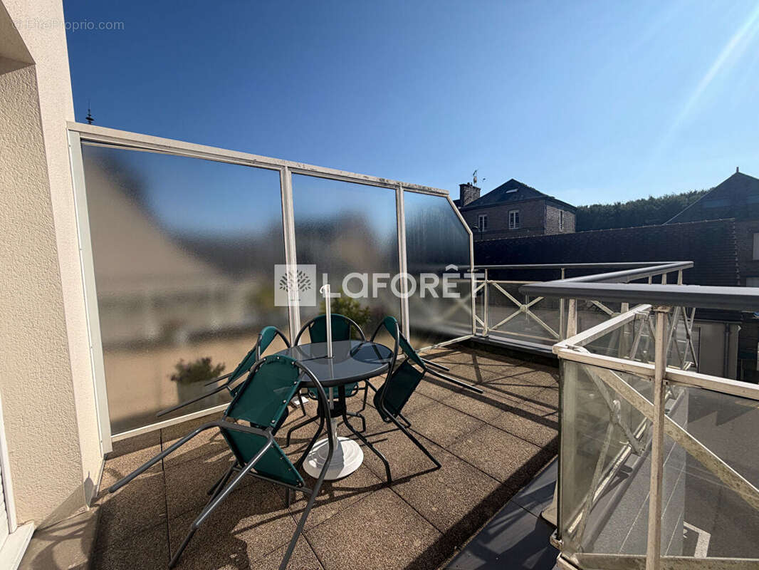 Appartement hyper centre avec ascenseur et terrasse - photo 3