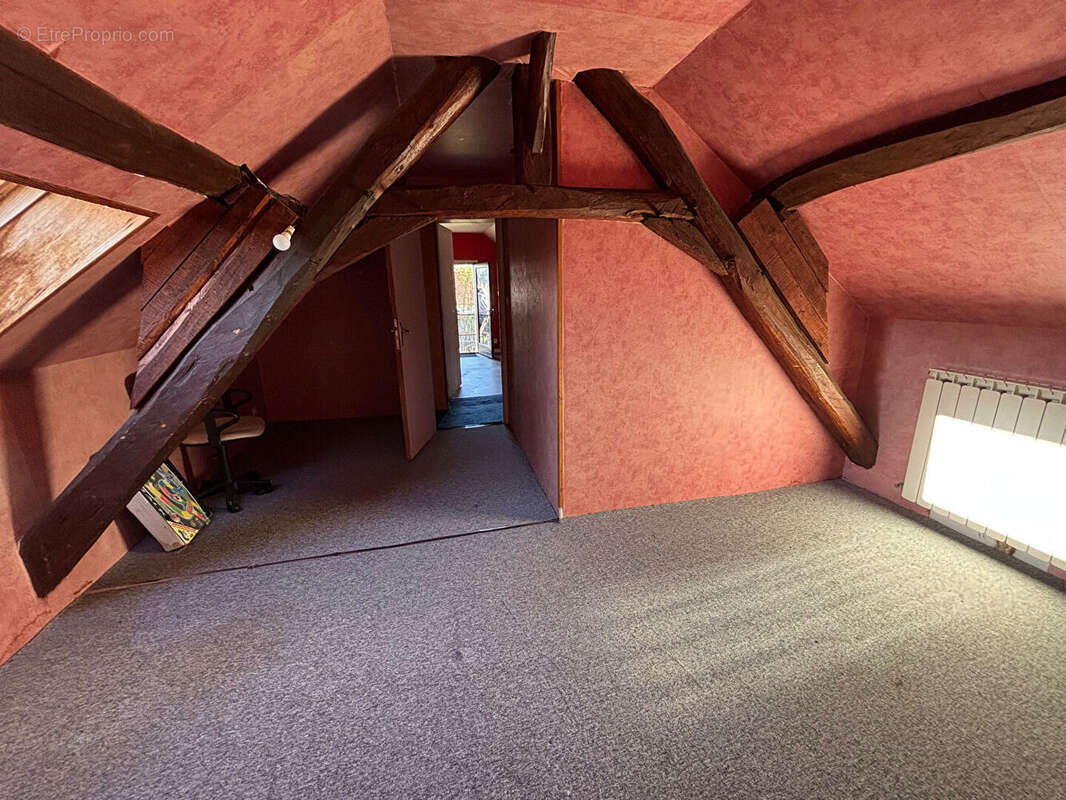 Maison à CHANTENAY-SAINT-IMBERT