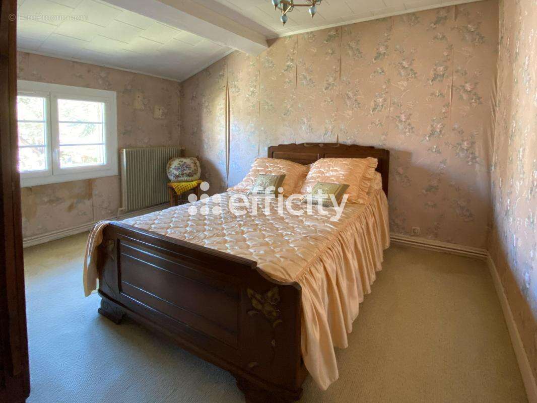 Maison à LUGON-ET-L'ILE-DU-CARNAY