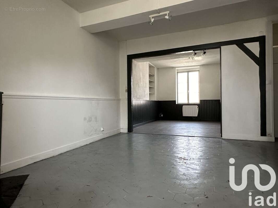 Photo 2 - Maison à SAINT-JULIEN-DU-SAULT