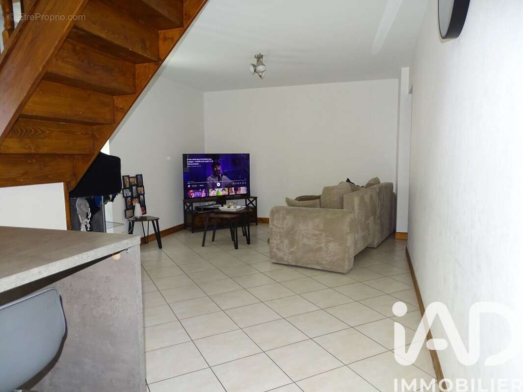 Photo 7 - Appartement à SAINT-ETIENNE-DE-CUINES