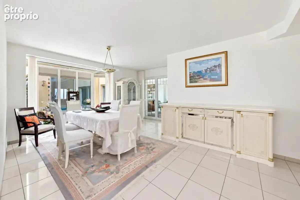 Villa d’architecte - 240 m² - piscine intérieure - - photo 6