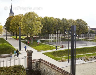 Appartement à BREUIL-BOIS-ROBERT