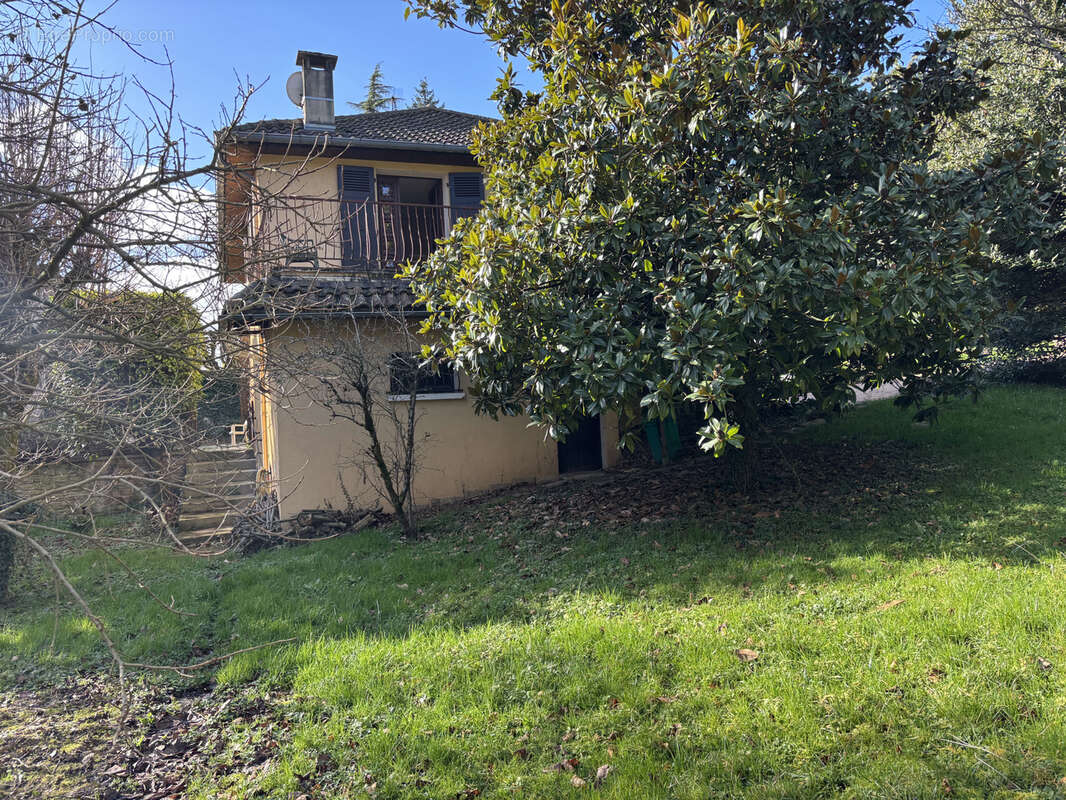 Maison à SAINT-CYR-AU-MONT-D&#039;OR