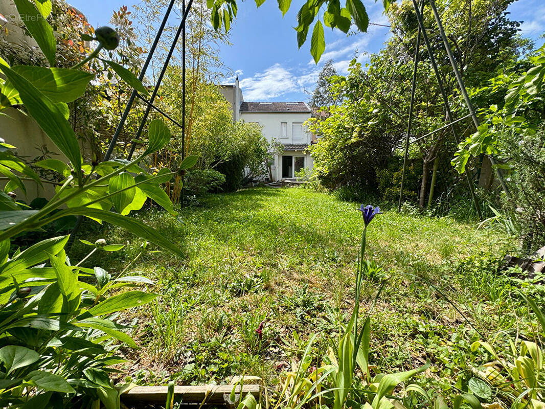 Maison à FONTENAY-SOUS-BOIS