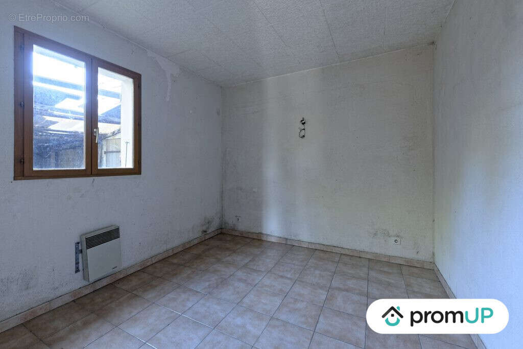 Appartement à MIRABEL-AUX-BARONNIES