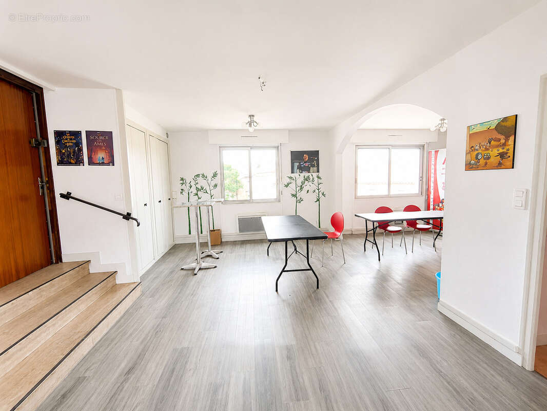 Appartement 150 m² à Angouleme  - photo 9