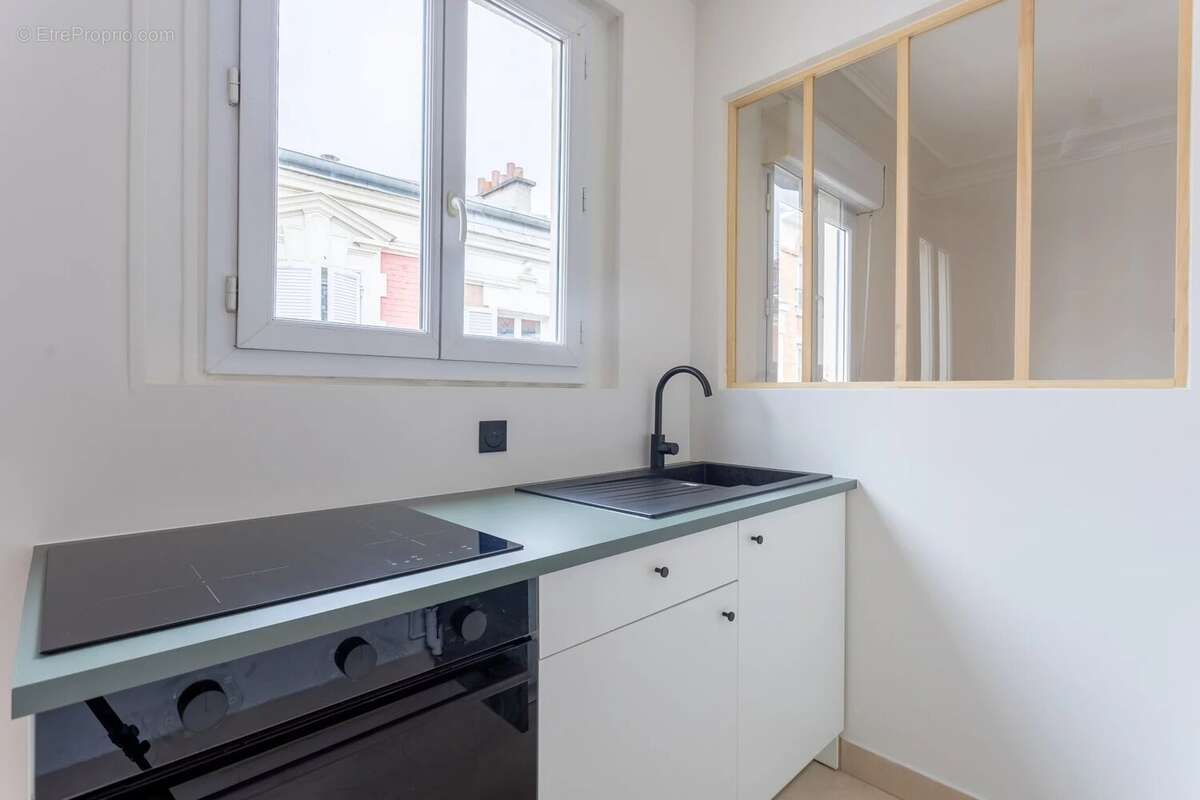 Appartement à LEVALLOIS-PERRET