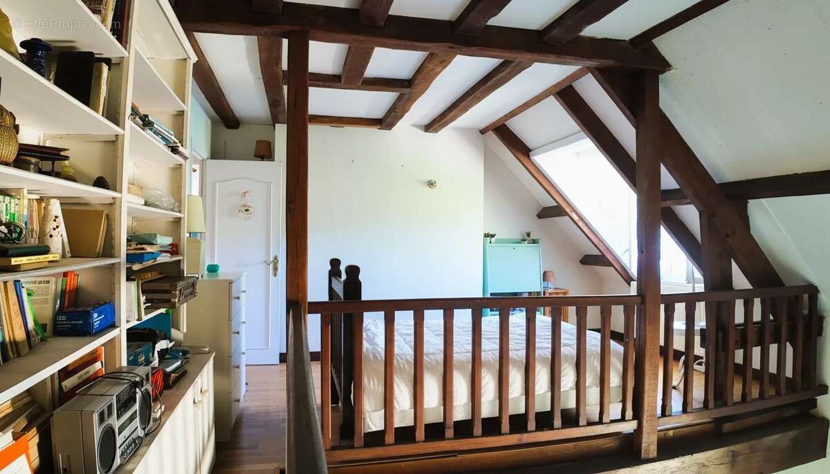 Maison à CLAIREFONTAINE-EN-YVELINES