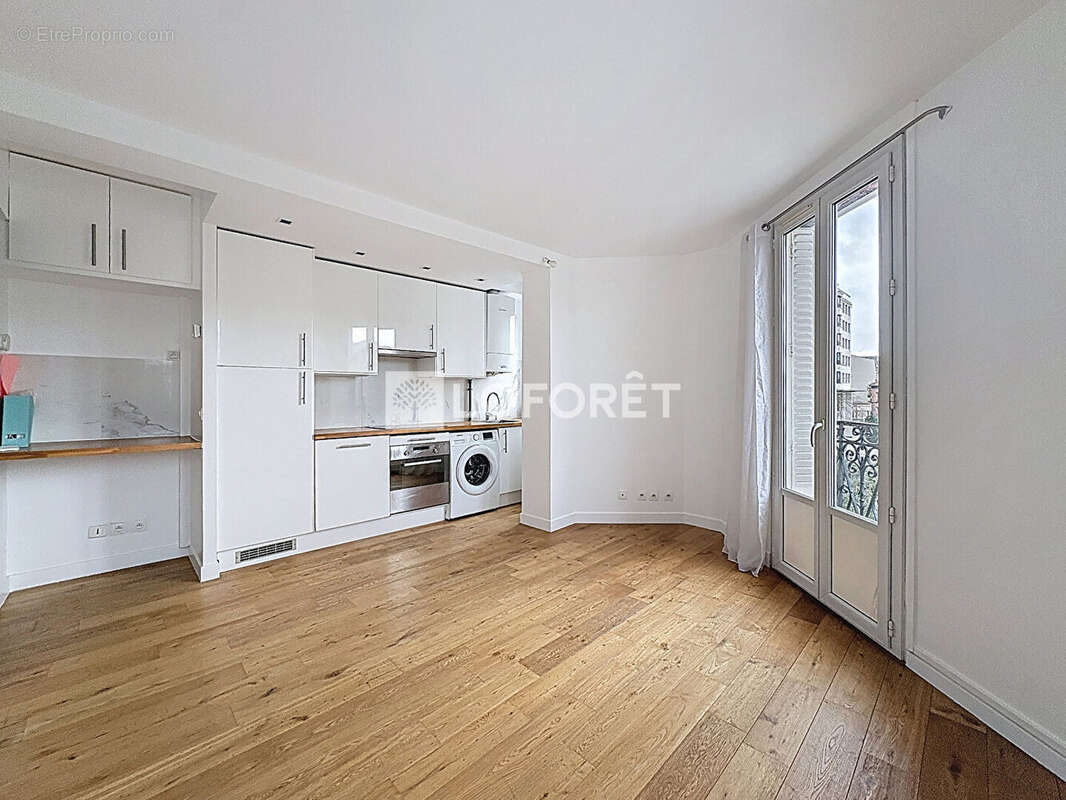 Appartement à SURESNES