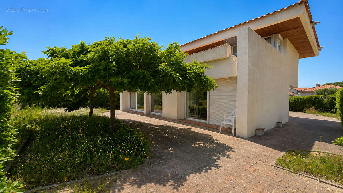 Maison à SAINT-CYPRIEN