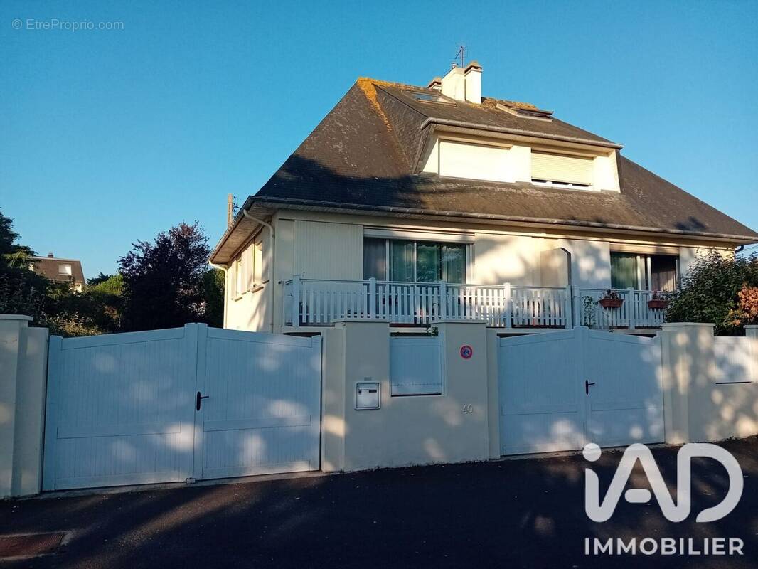 Photo 1 - Maison à OUISTREHAM