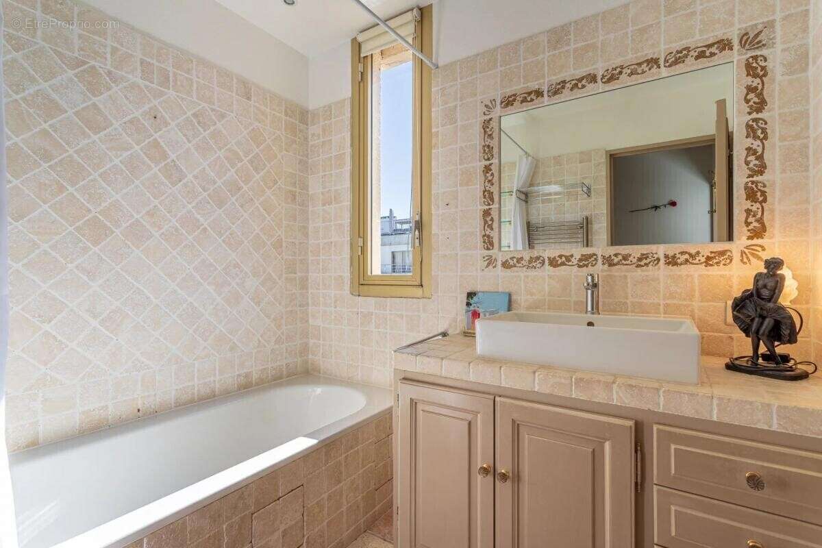 Appartement à SAINT-TROPEZ