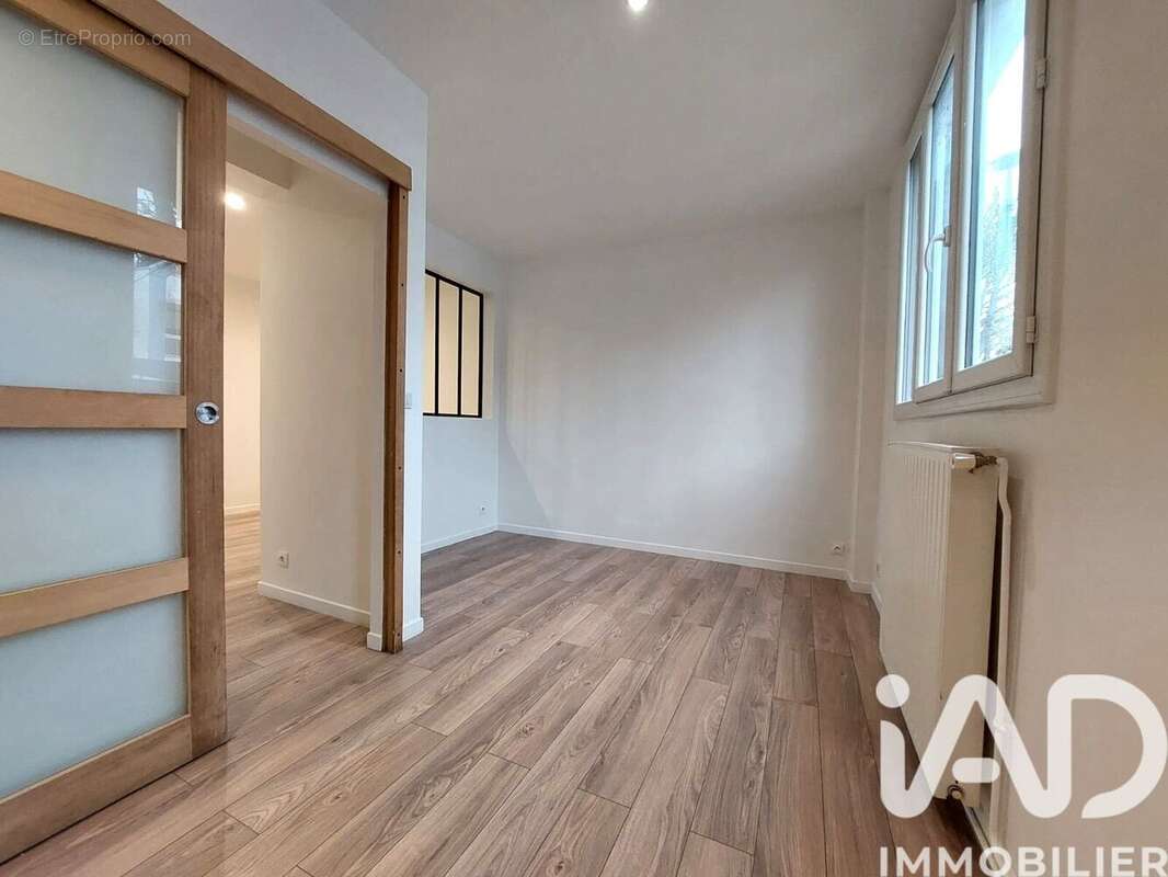 Appartement 32 m² à Fontenay-Sous-Bois  - photo 8