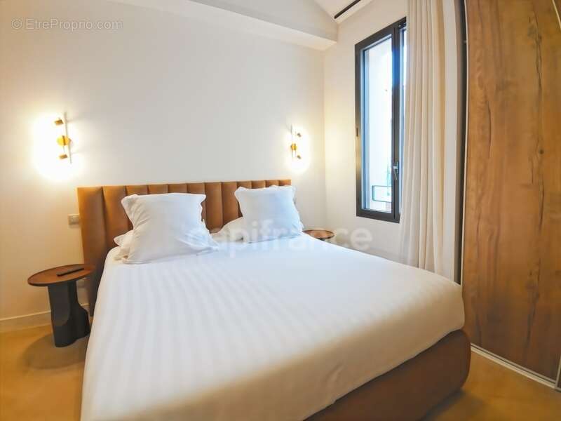 Commerce à LE GRAU-DU-ROI