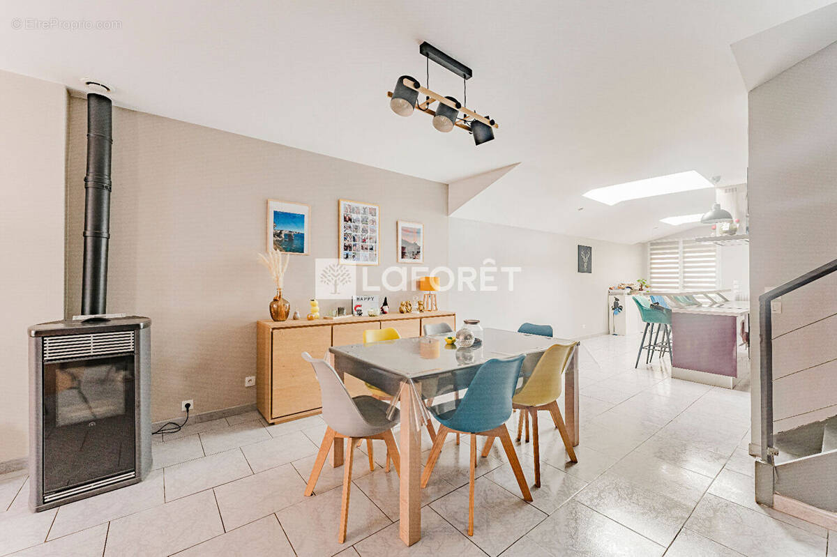 Maison à COURCHELETTES