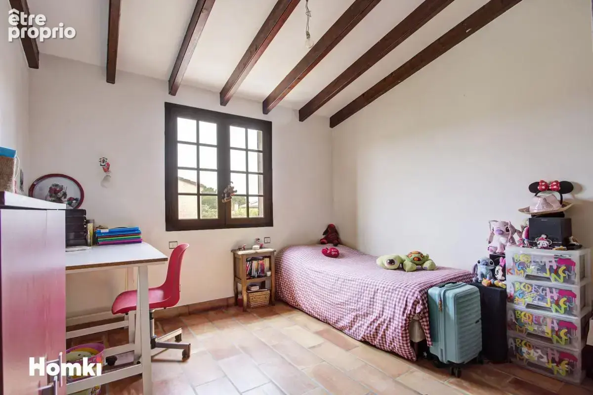 Maison/Villa T7 de 223 m² avec une indépendance à Saint-Cyprien 66750 - photo 19