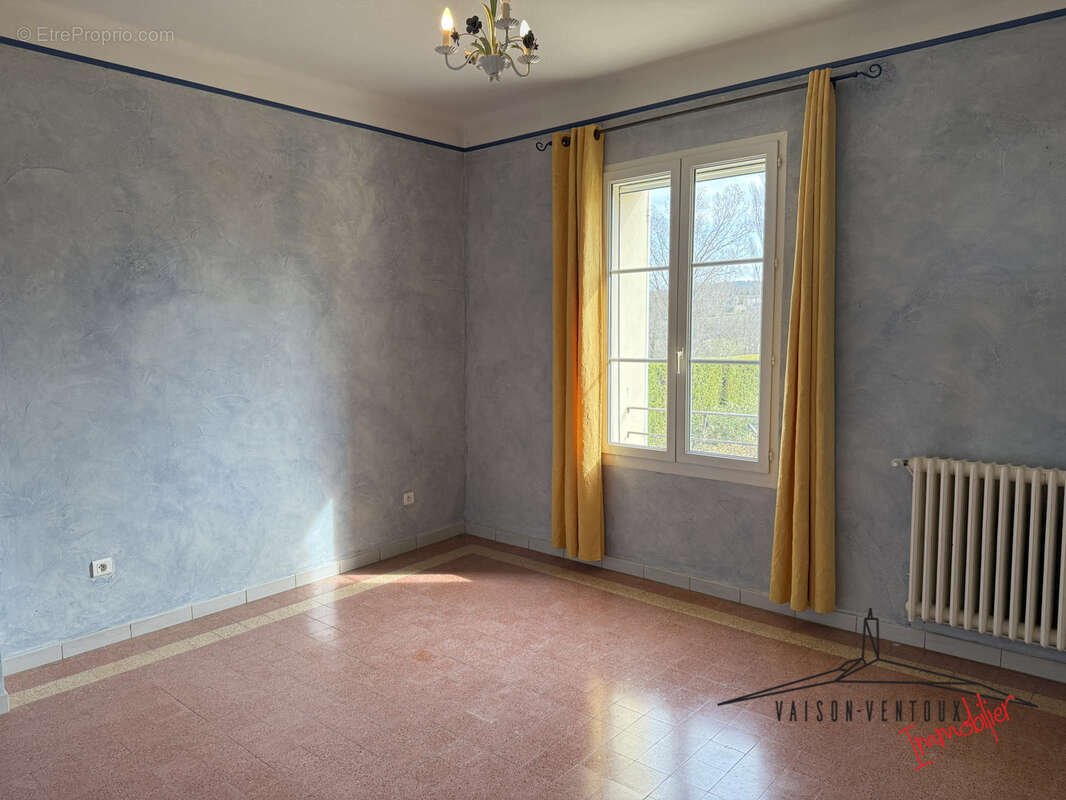 Maison à MALAUCENE