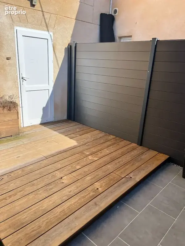 À VENDRE T4 de charme entièrement rénové, avec terrasse privative et entrée indépendante - photo 7