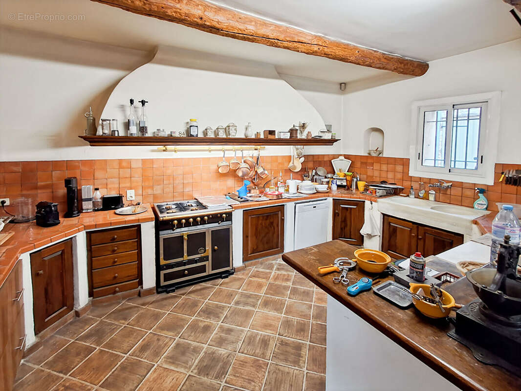 Maison à SAINT-VICTORET