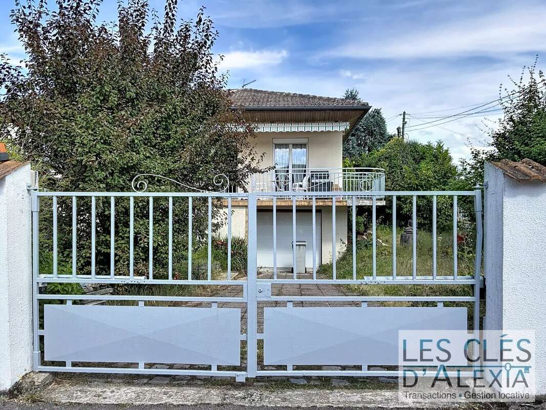Maison à MEYZIEU