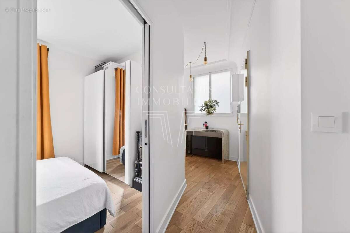Appartement à PARIS-17E