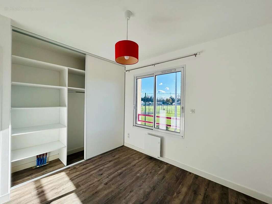 Maison à PARENTIS-EN-BORN