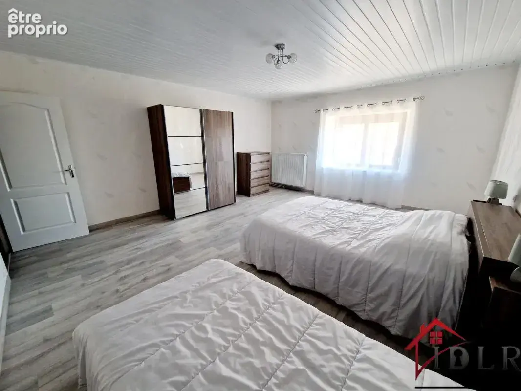 maison de 171 m2  spacieuse - photo 5