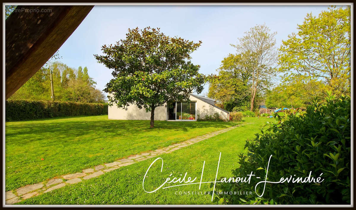 Maison à SAINT-AUBIN-DES-PREAUX