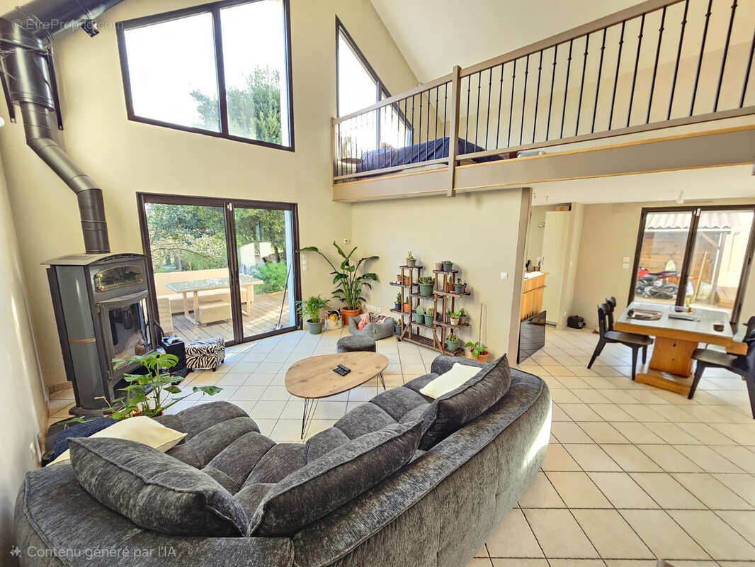 Maison à SAINT-GERMAIN-LES-ARPAJON