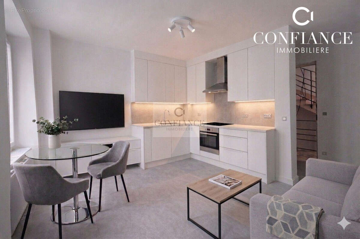 Appartement à LA TURBIE