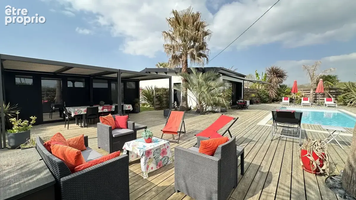 Propriété de caractère rénovée  312 m²  5 chambres  Piscine  À moins de 10 km de Capbreton - photo 4