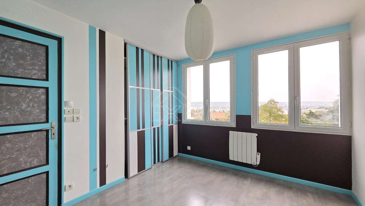 Appartement à MANTES-LA-VILLE