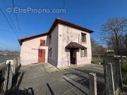 Maison à LA BATIE-MONTGASCON