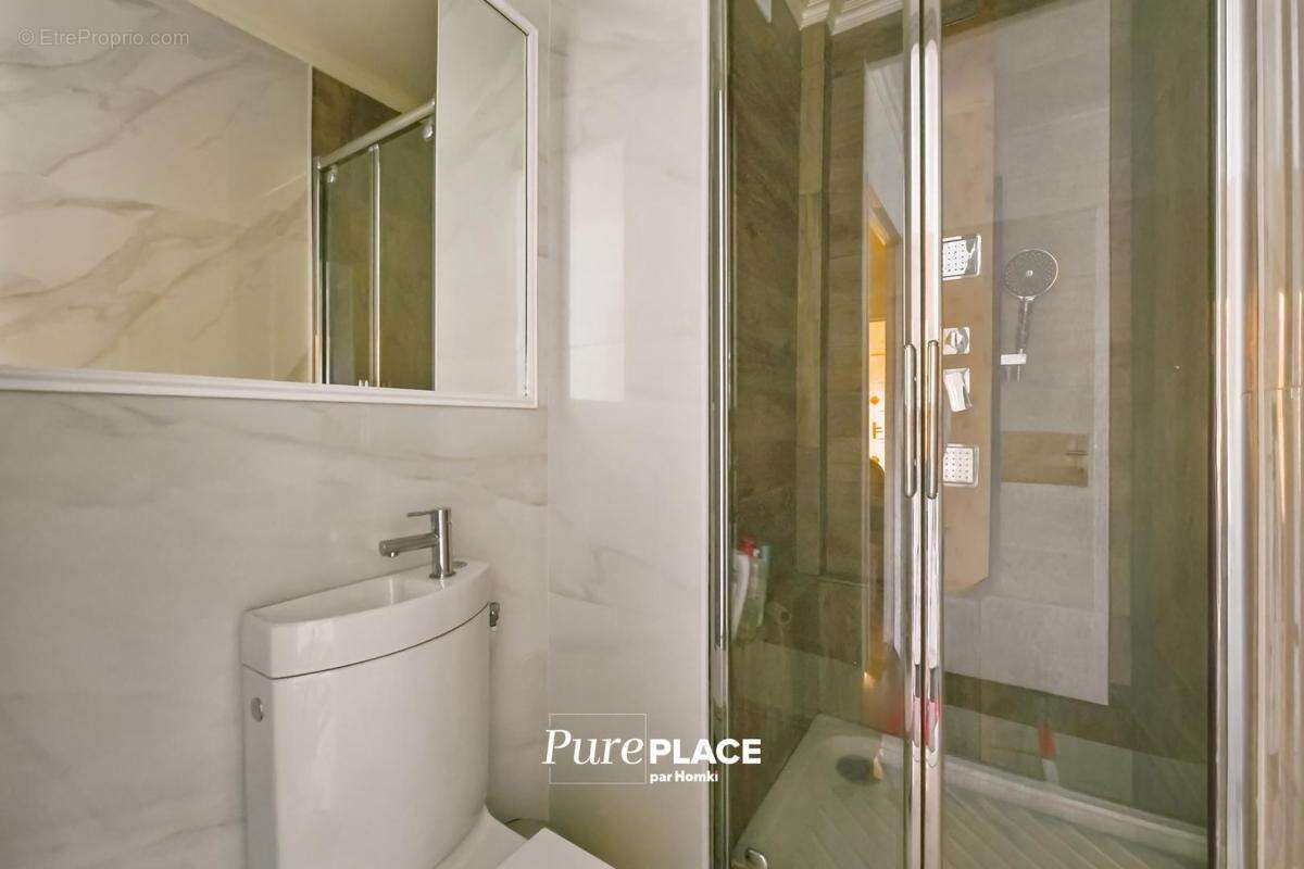 Appartement à LEVALLOIS-PERRET