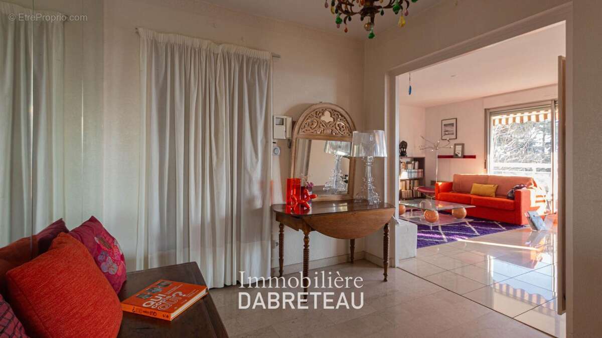 Appartement à CALUIRE-ET-CUIRE