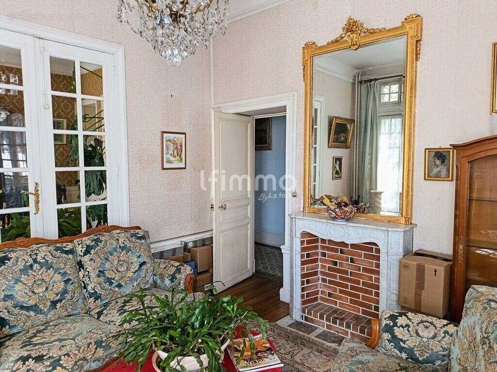 Maison à LA BOURBOULE